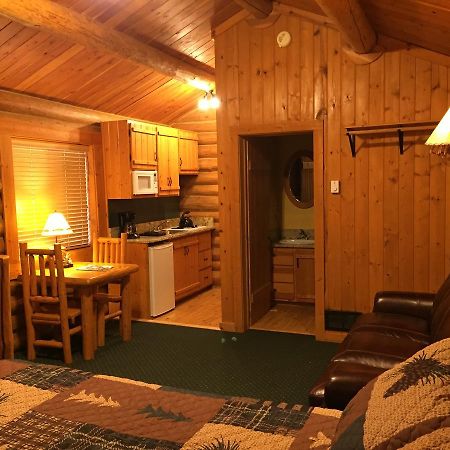 Somers Bay Log Cabin Lodging Hotel Buitenkant foto